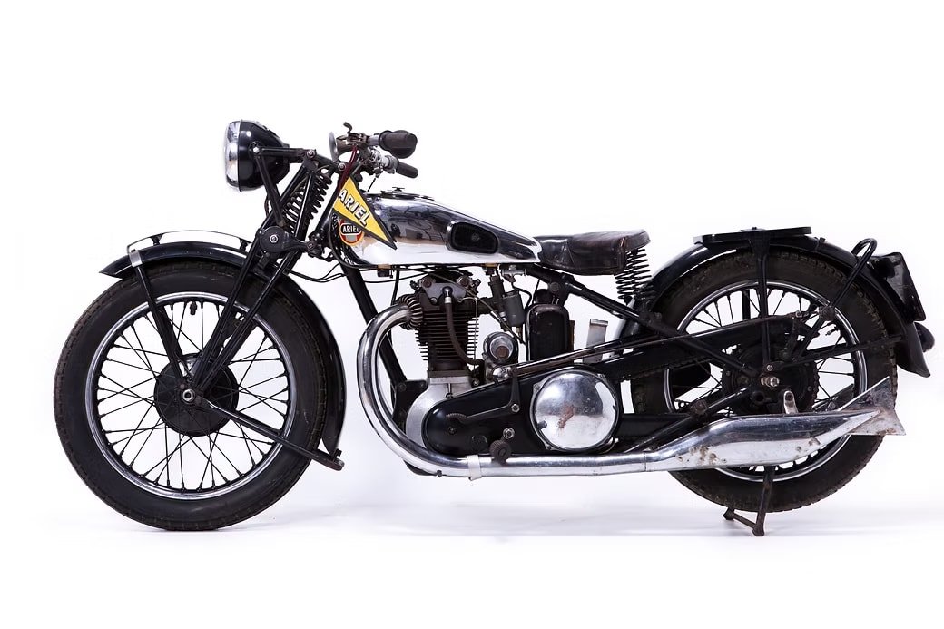 Ariel  vintage motorcycle image 1 from GROM Museum Slovenia