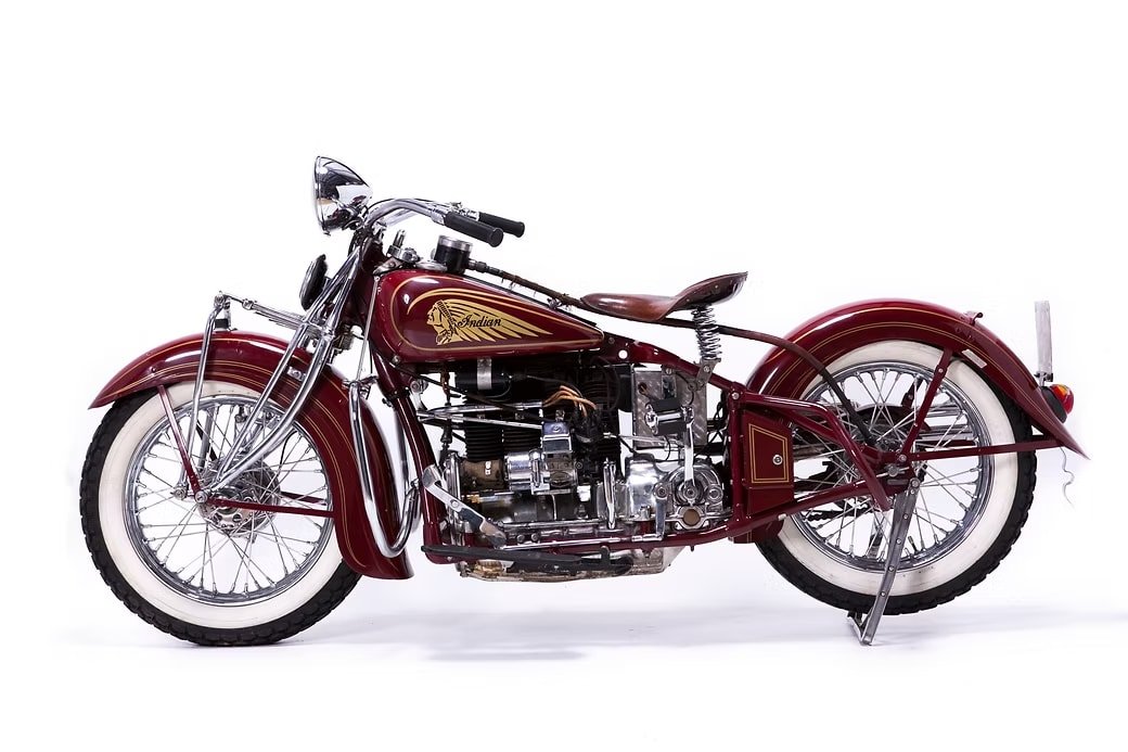 Indian 437 Sport 1937 image 1 - legendary four-cylinder American motorcycle at GROM Museum Vransko