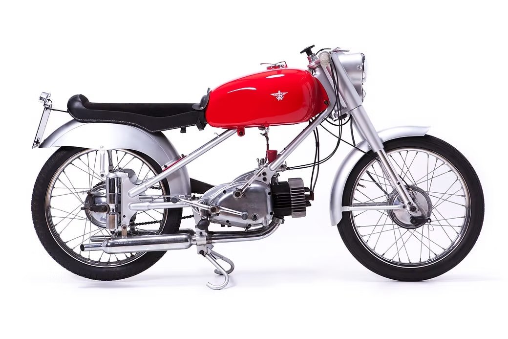 Moto Rumi  vintage motorcycle image 1 from GROM Museum Slovenia